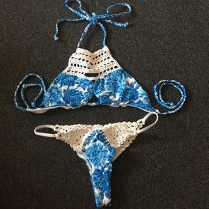Frankie’s bikini set